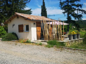 Magnifique gîte avec jardin privatif en Ardèche méridionale